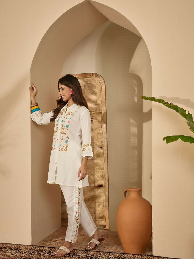 Joban Fashion Women Off-White Roman Silk Embroidered Stitched Kurta Set | Grocsy