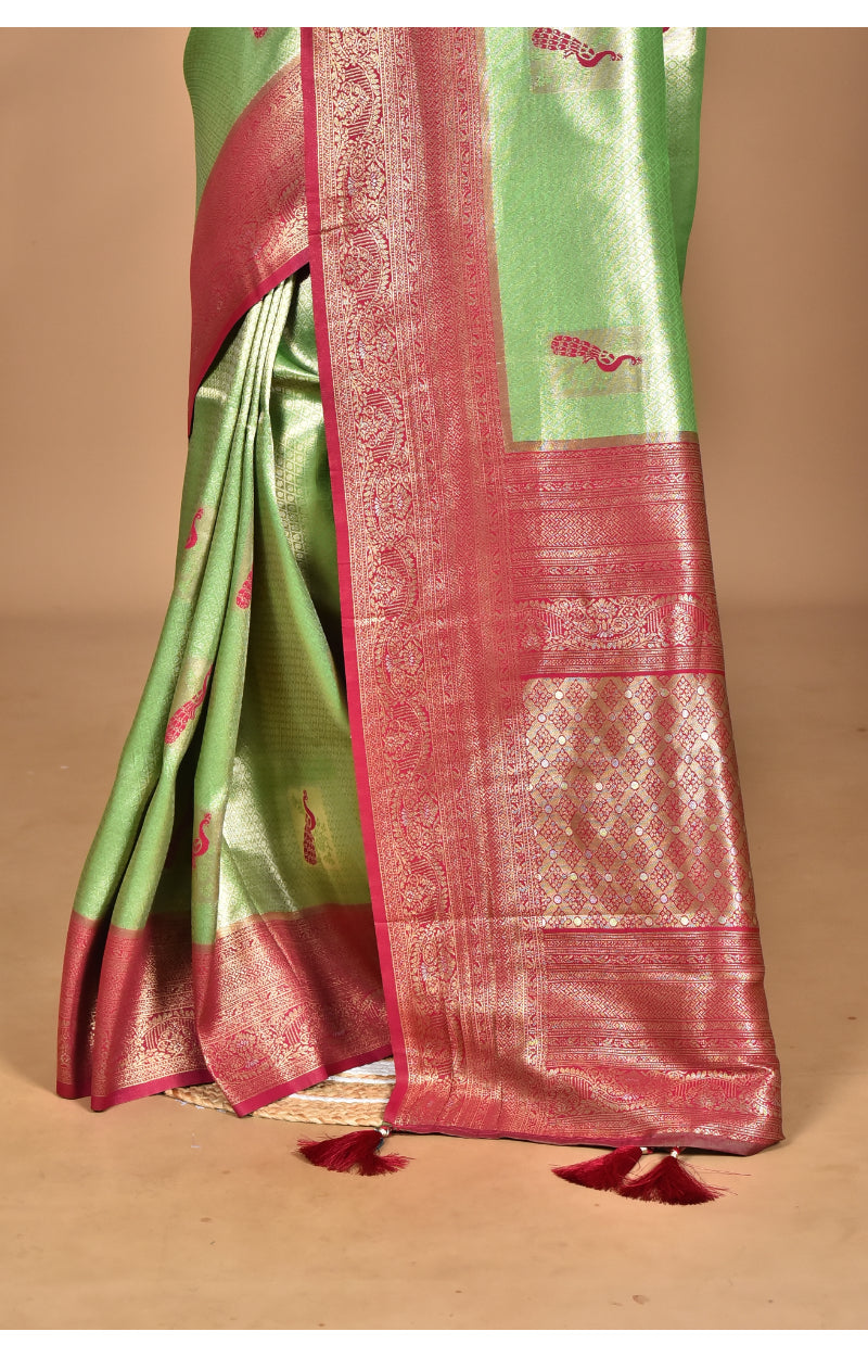 Morchari Women Desgin Banarasi Silk Saree-Green | Grocsy
