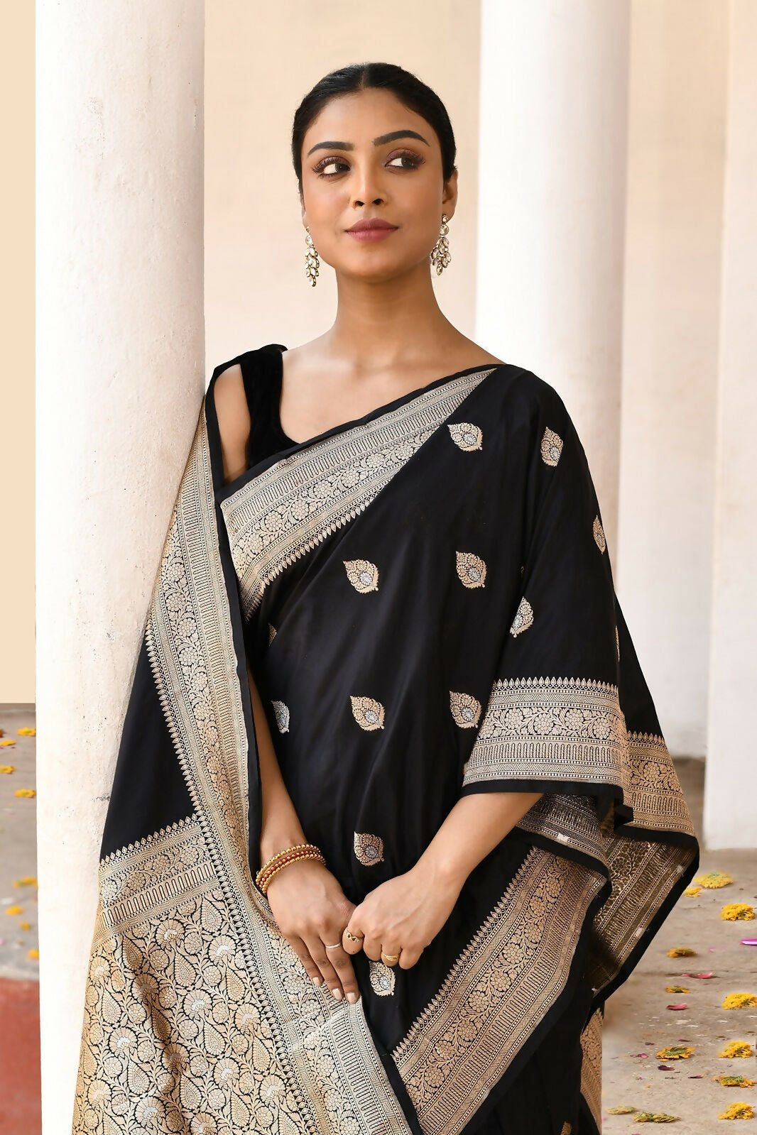 Joban Fashion Black Pure Katan Pure Handloom Banarasi Silk Saree | Grocsy
