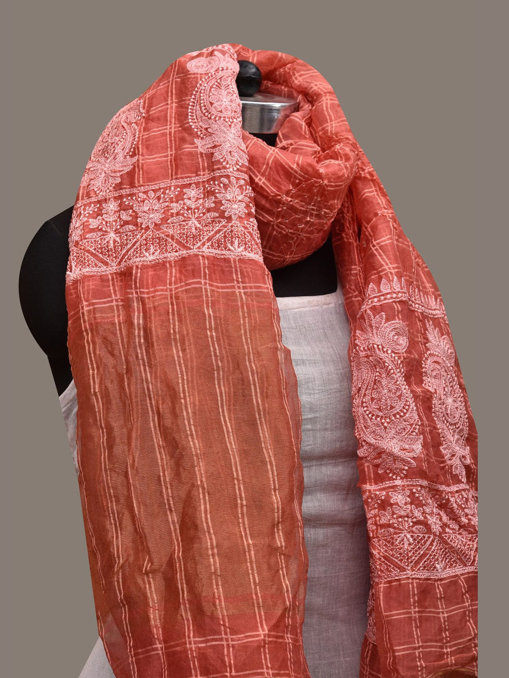 Peach Bandhani Silk Handloom Dupatta with Mango and Border Design - Global Threads | Grocsy
