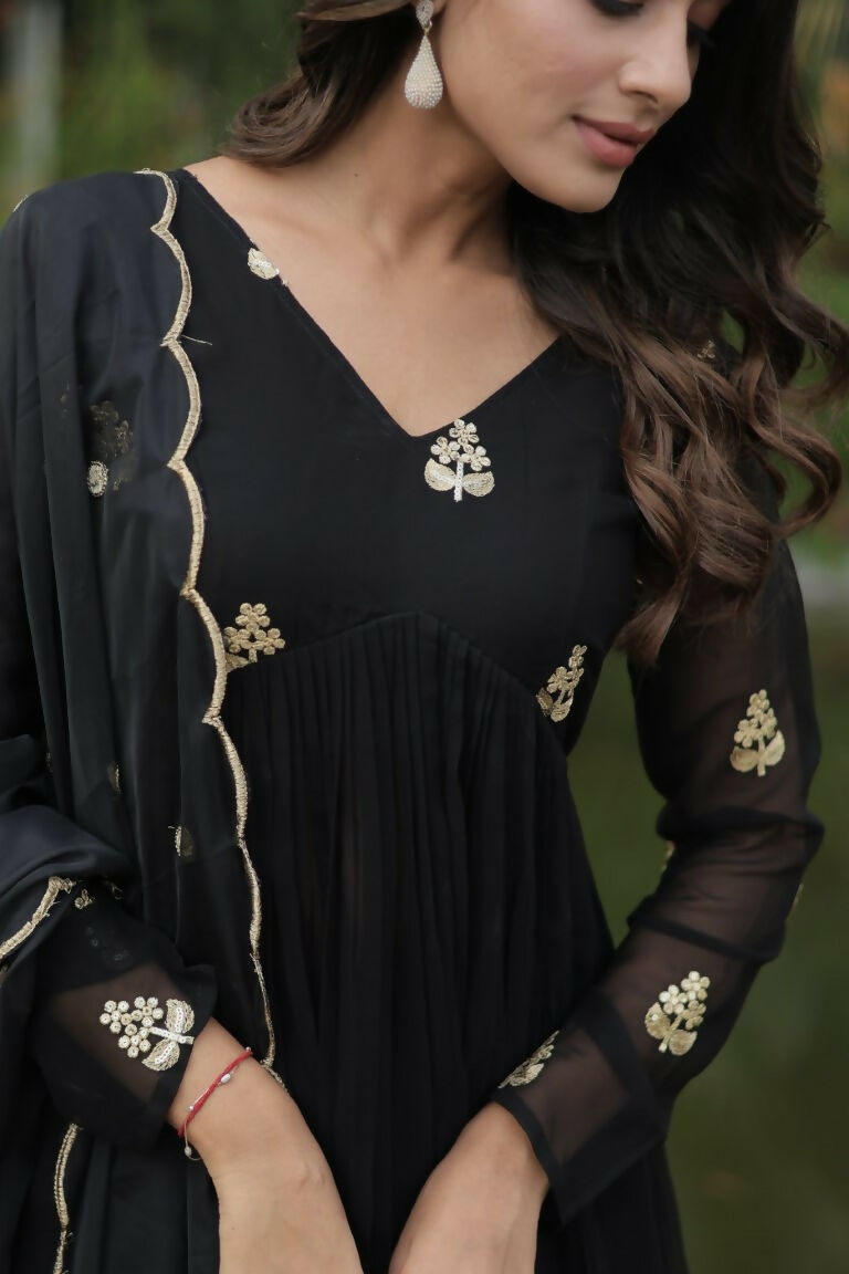 Jyoti Fashion Women's Black Faux Blooming Embroidered Kurta with Trouser & Dupatta | Grocsy