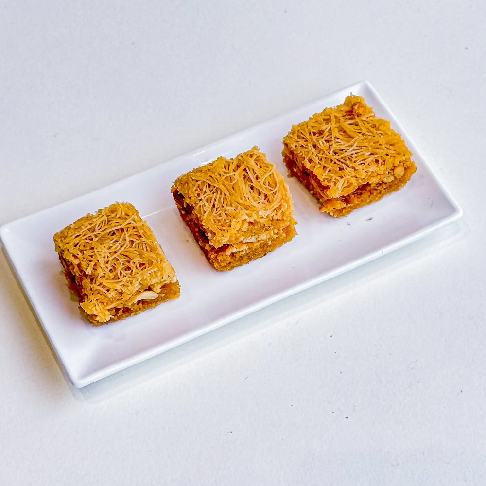 Gwalia Sweets Cashew Kunafa | Grocsy