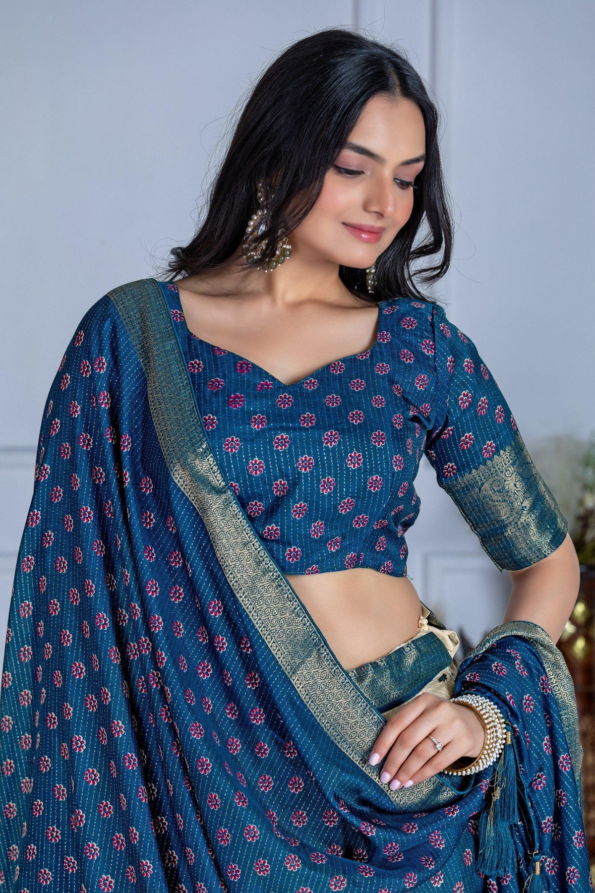 DEIANA'S Jacquard With Jari Print Weaving Lehenga Choli - Off White | Grocsy