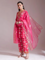 Yufta Pink Cotton Lace Work Kurta Set With Pant Dupatta | Grocsy
