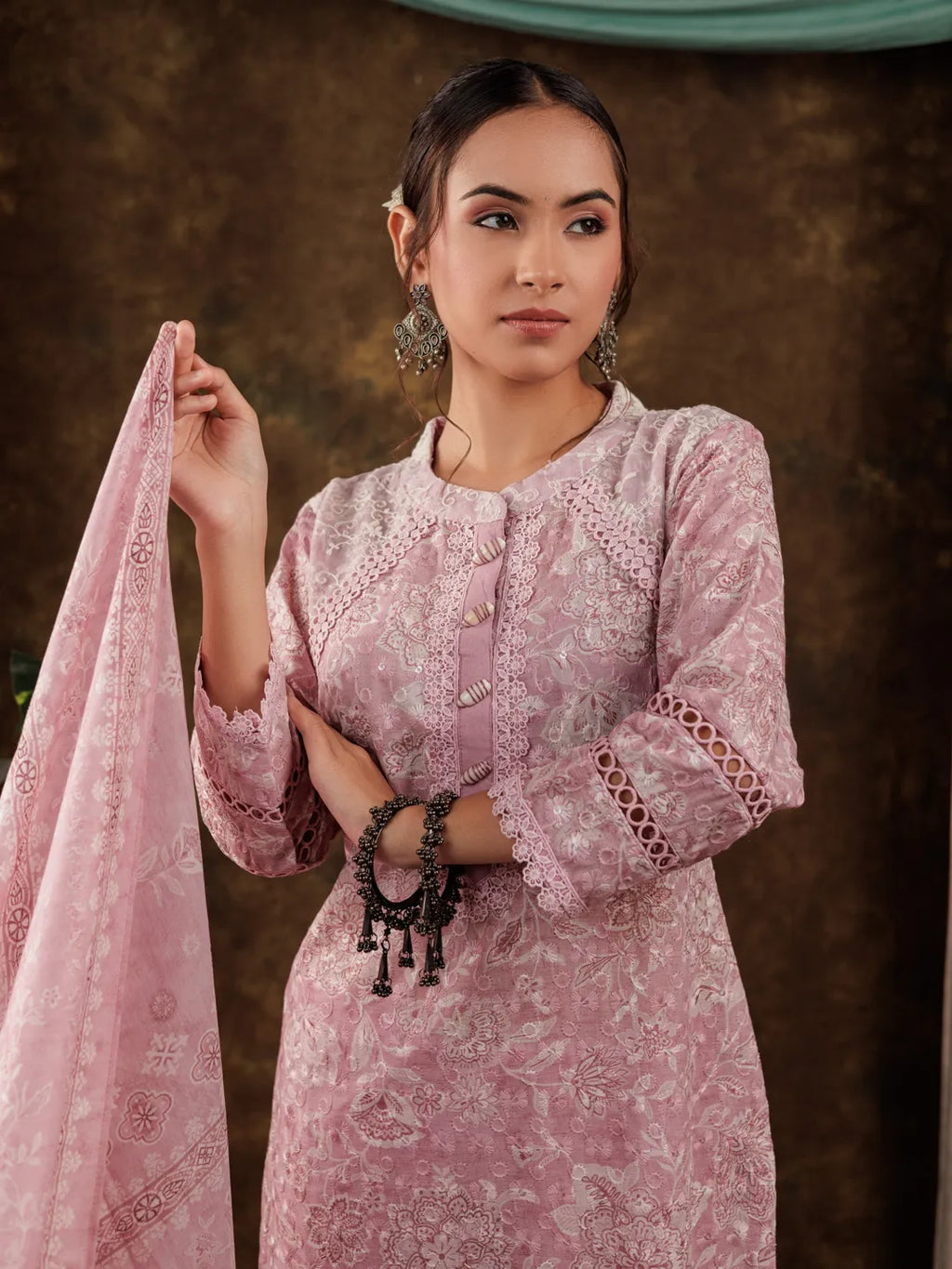 Yufta Pink Cotton Schiffli Kurta Dupatta Set With Lace Detailing | Grocsy