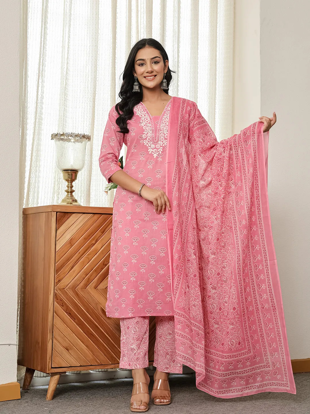 Yufta Pink Floral Thread Work Straight Kurta Trouser Dupatta Set | Grocsy