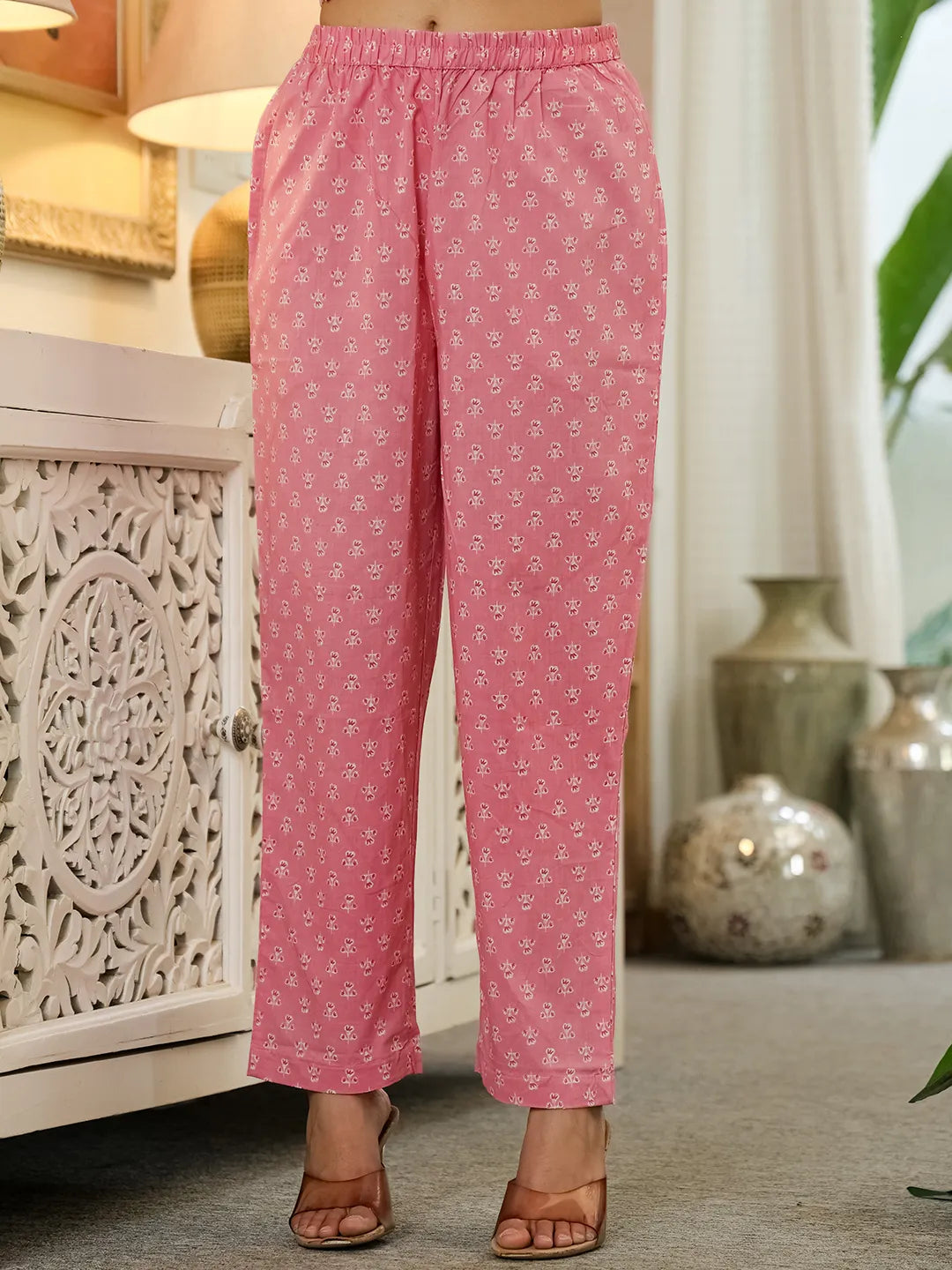 Yufta Pink Pure Cotton Thread Work Sequins Work Kurta Dupatta Pant Set | Grocsy