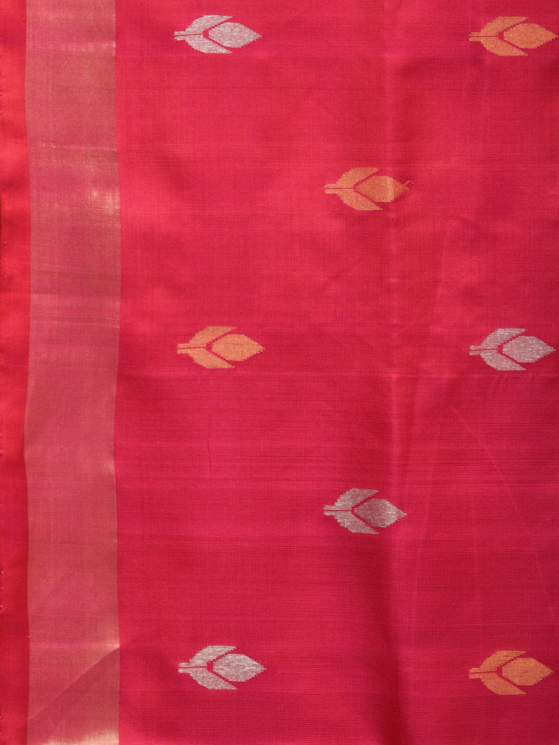 Pink Uppada Silk Handloom Saree with Floral and Birds Design - Global Threads | Grocsy