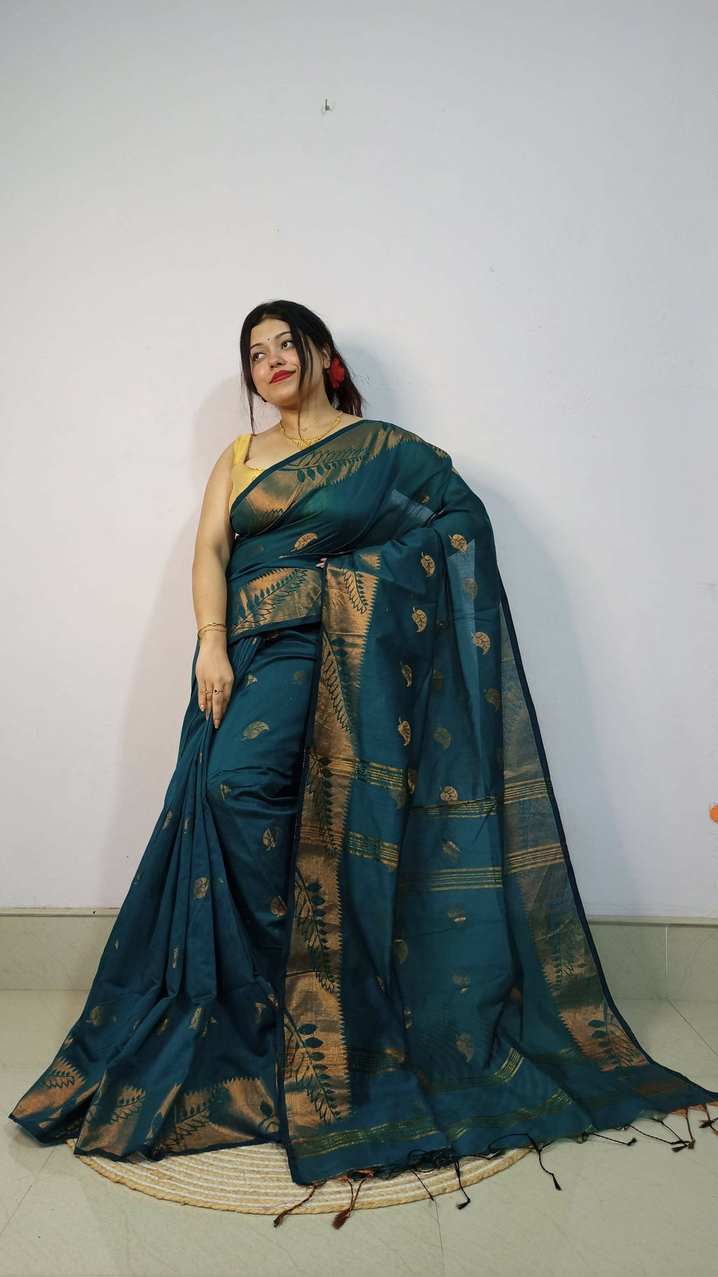 Exclusive Collection Beautiful Purssion Green Cotton Silk Woven Handloom Saree With Running Blouse Piece | Grocsy
