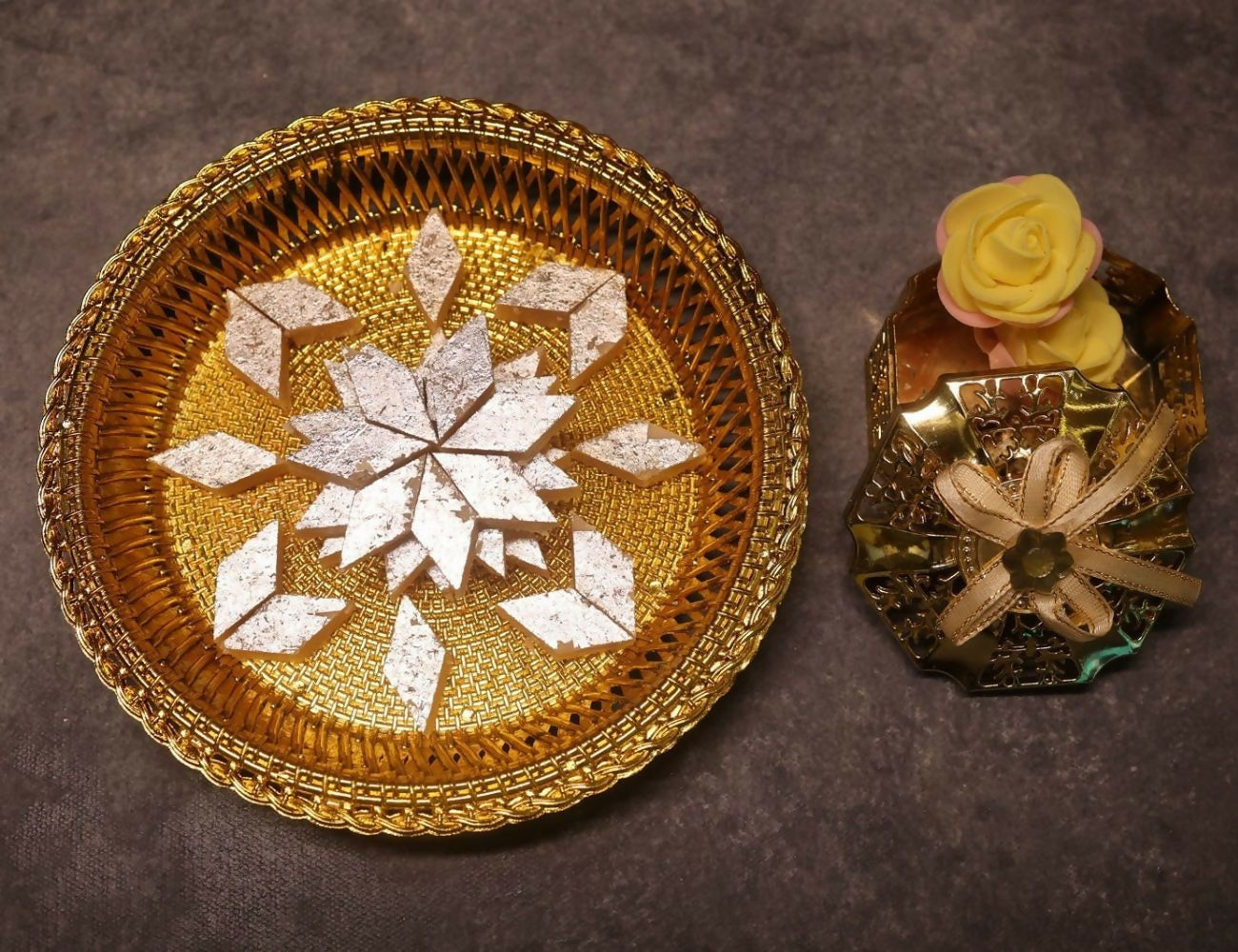 Pothgaal Sweets Sugar Free Kaju Burfi | Grocsy