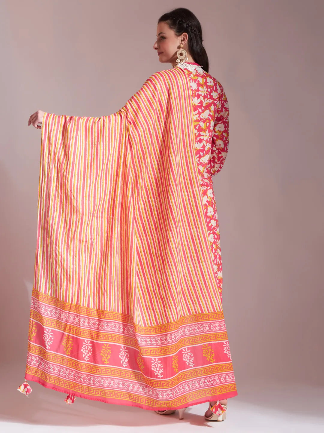 Yufta Pure Cotton Pink Kurta Dupatta Set With Lace Detailing | Grocsy