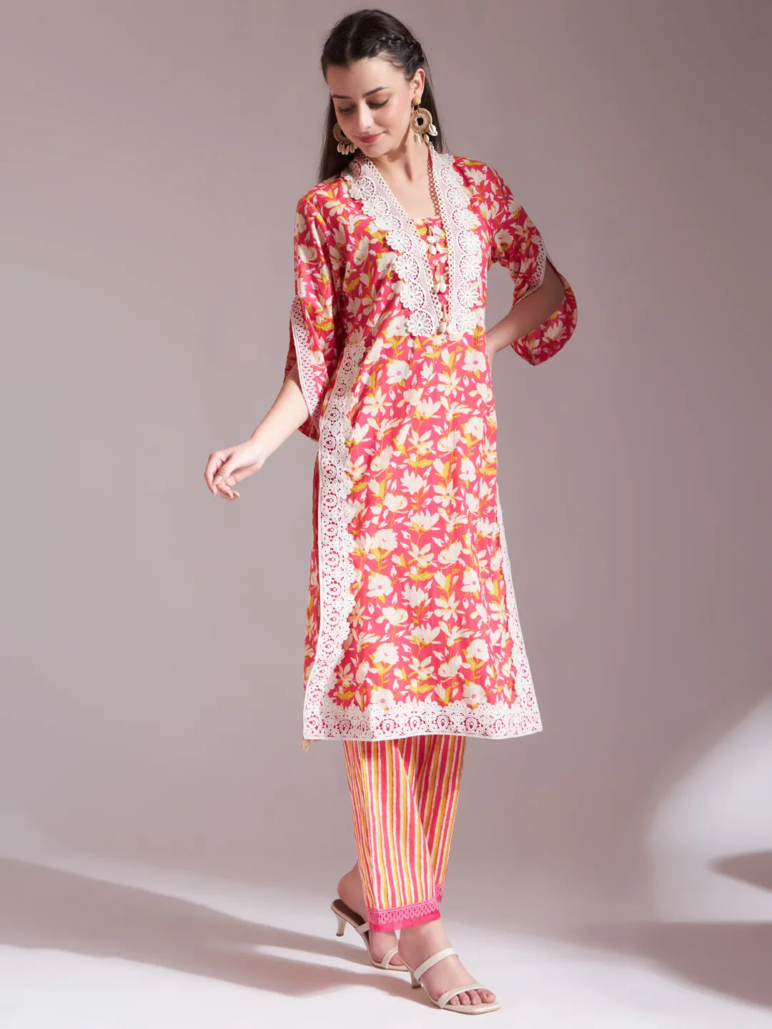 Yufta Pure Cotton Pink Kurta Dupatta Set With Lace Detailing | Grocsy