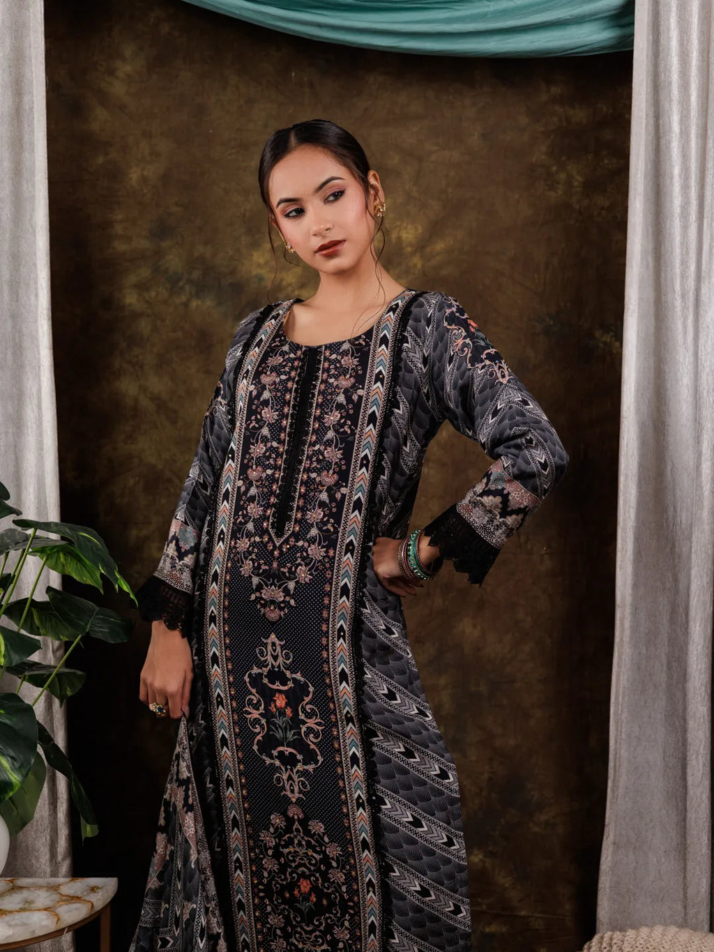 Yufta Pure Muslin Silk Black Ethnic Motifs Kurta Dupatta Set | Grocsy