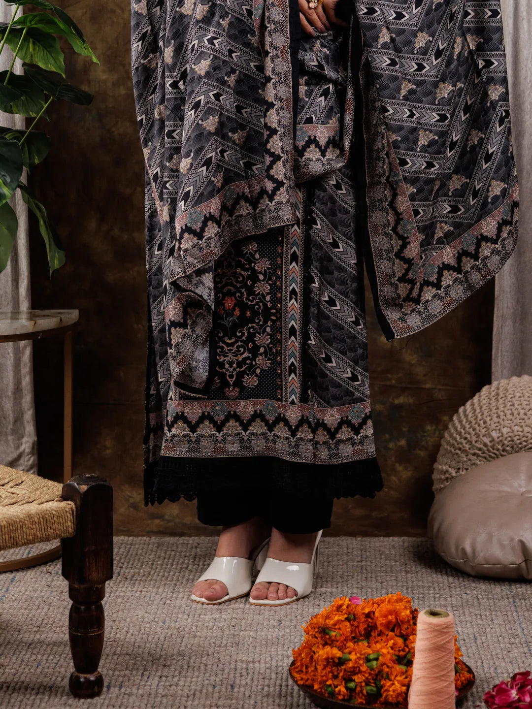 Yufta Pure Muslin Silk Black Ethnic Motifs Kurta Dupatta Set | Grocsy