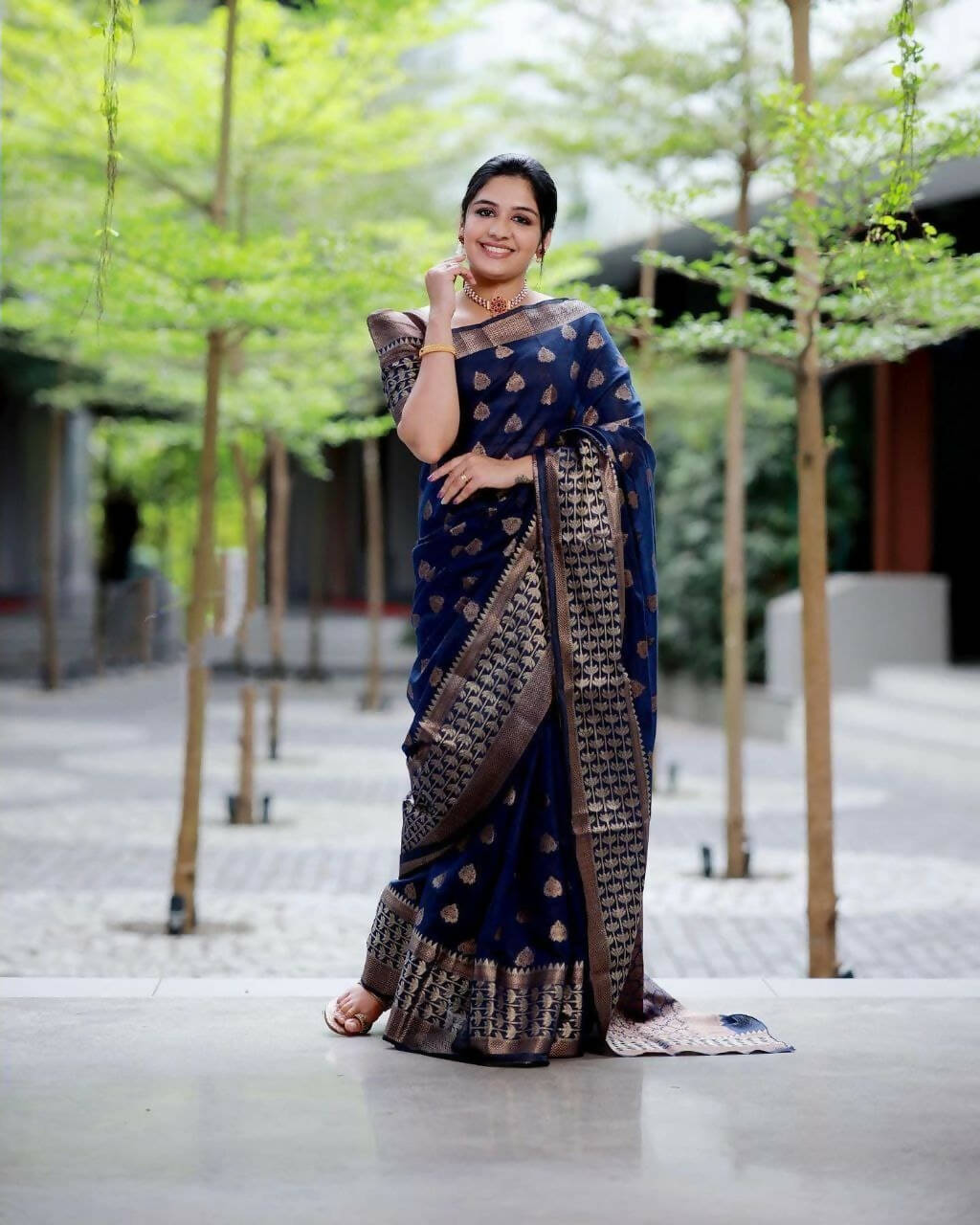 DEIANA'S Beautiful Designer Golden zari Soft Lichi Silk Saree - Navy Blue | Grocsy