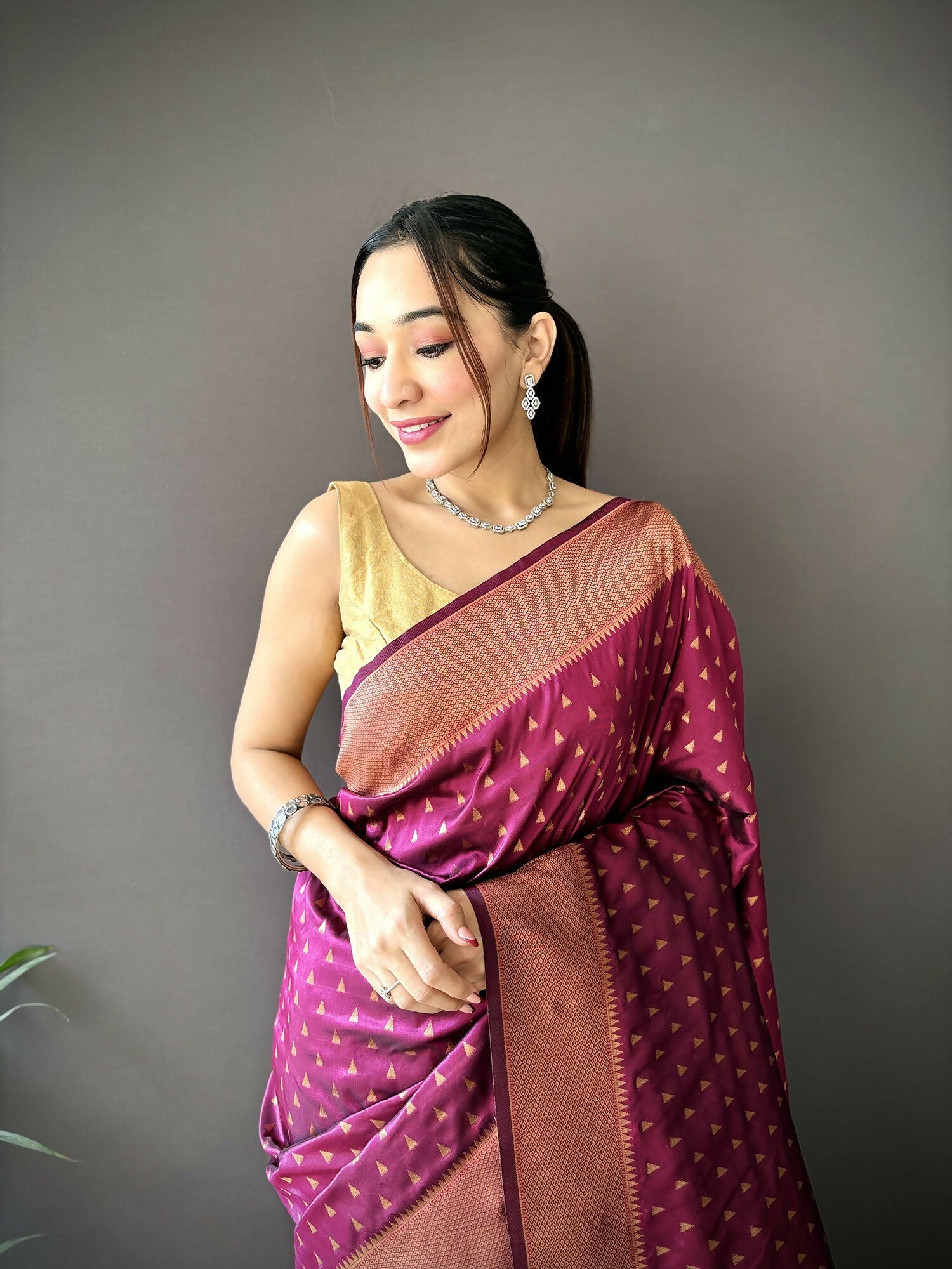 Joban Fashion Maroon Jacquard Butti Soft Lichi Silk Paithani Saree | Grocsy