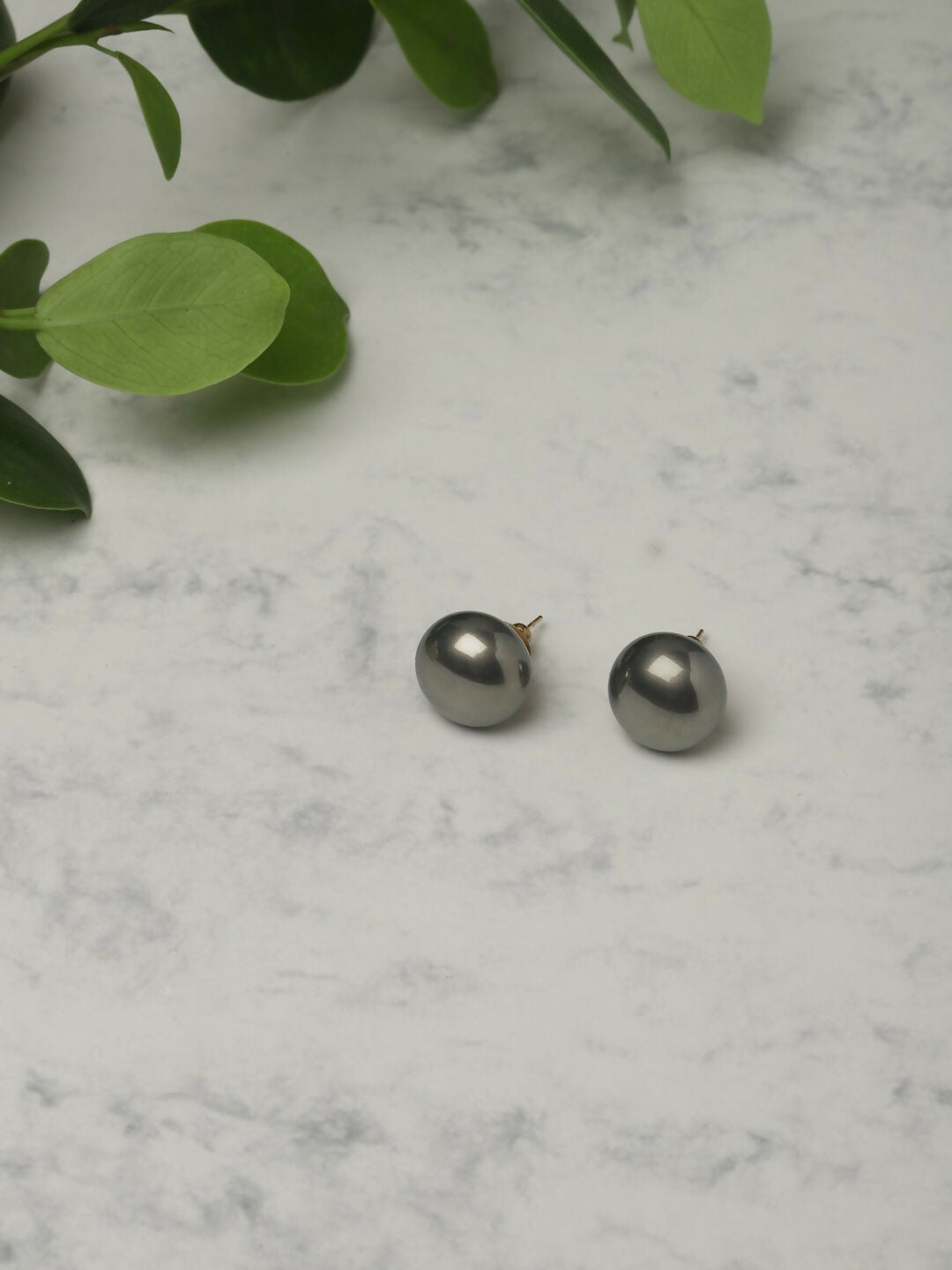 Grey Studs (16mm)- Ruby Raang | Grocsy