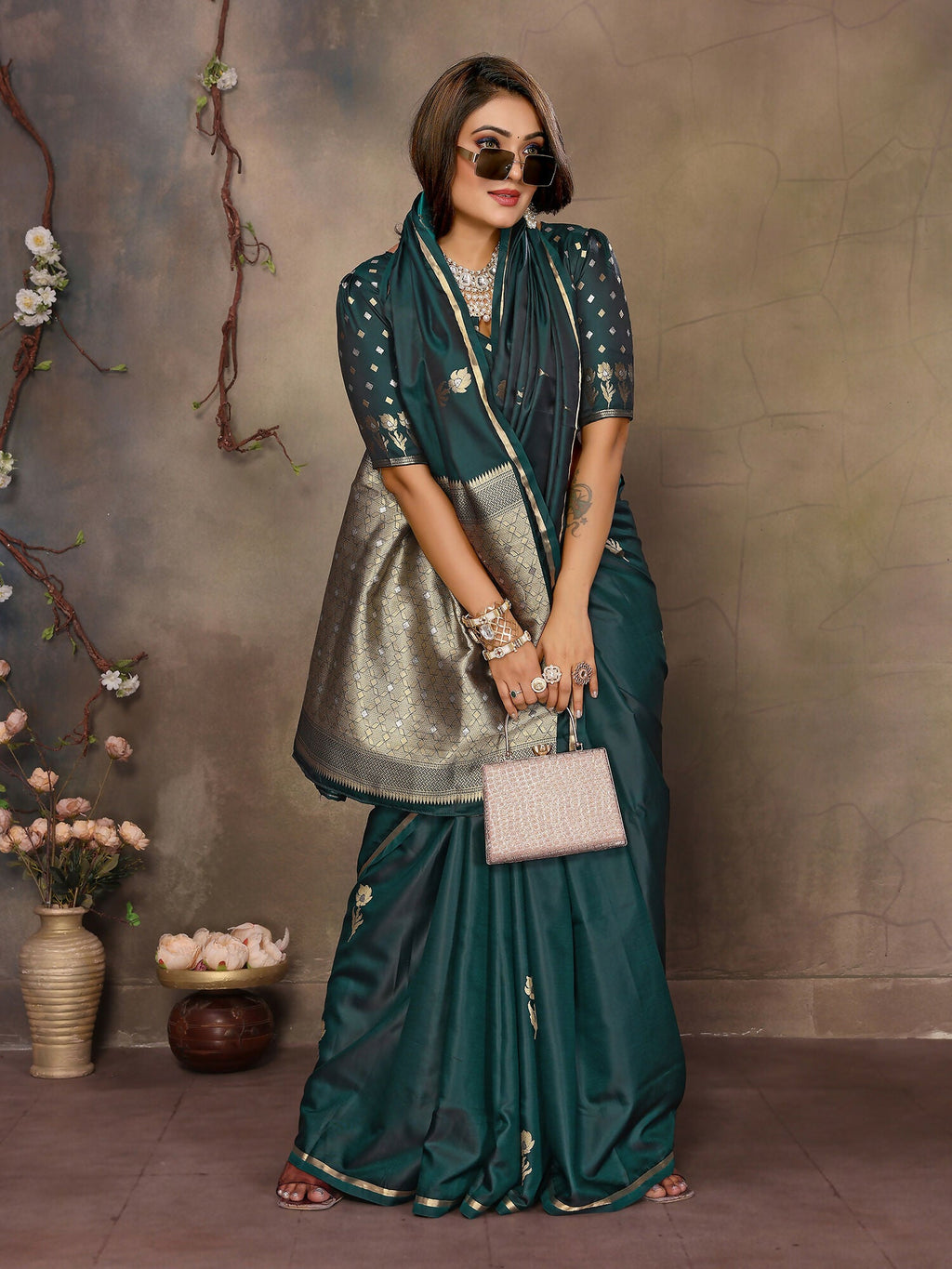 Joban Fashion Dark Green Floral & Botanical Motifs Satin Silk Banarasi Silk Saree | Grocsy