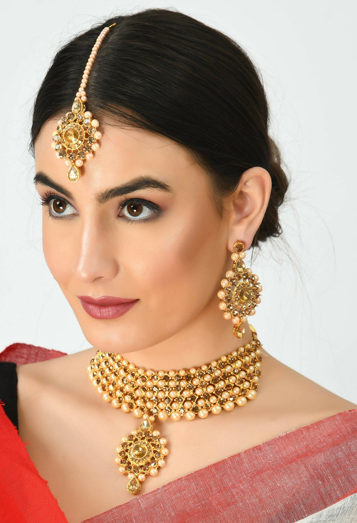 Mominos Fashion Johar Kamal Gold-Polished Brass Finish Kundan/Stone Choker For Women (Golden) | Grocsy