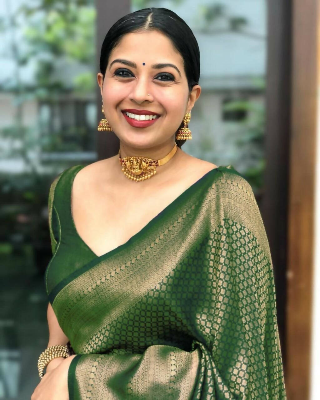 DEIANA'S Beautiful Designer Golden zari Soft Lichi Silk Saree - Green | Grocsy
