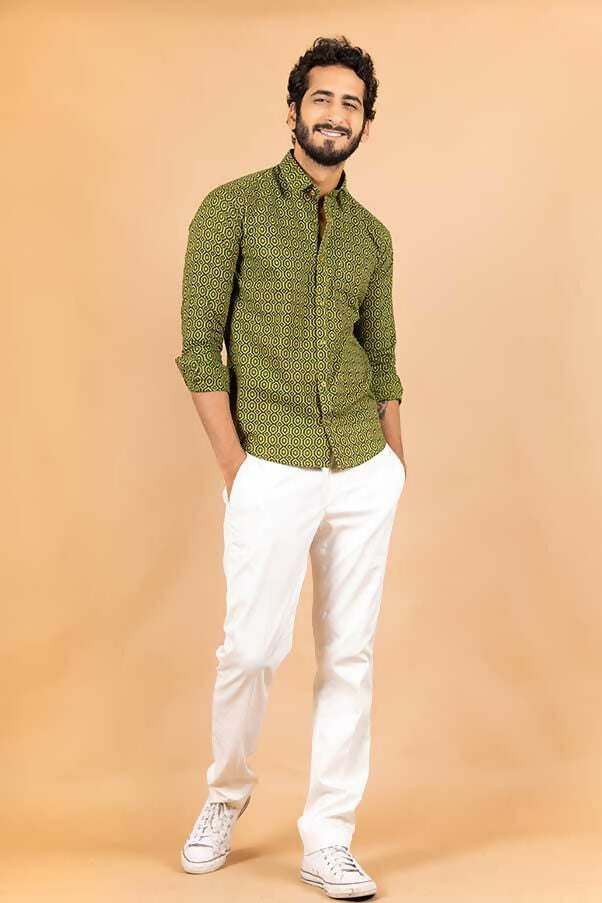 Miravan Men's Pure Cotton Green Geomatric Printed Full Sleeve Slim Fit Shirt | Grocsy