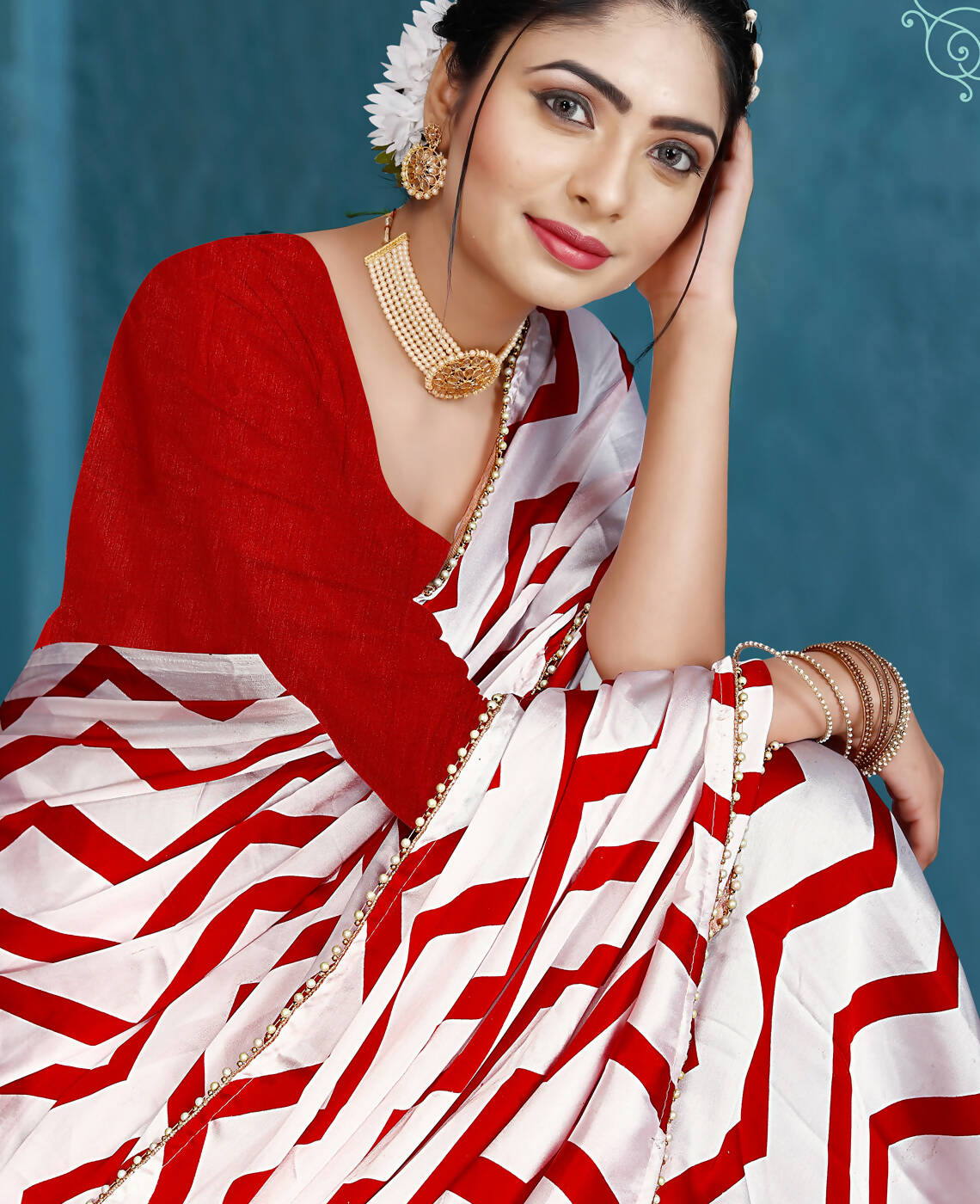 Red Japan Satin Stripe Printed Saree With Unstitched Blouse Piece - Laavanya | Grocsy