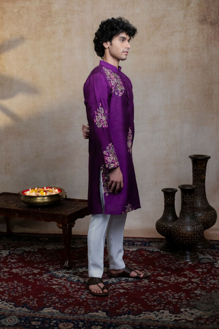 Falling Raw Silk Purple Mayura Cham Set By Hilo Design | Grocsy
