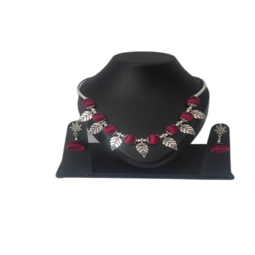 Kundan HandiKrafts Maroon Silk Thread Necklace | Grocsy