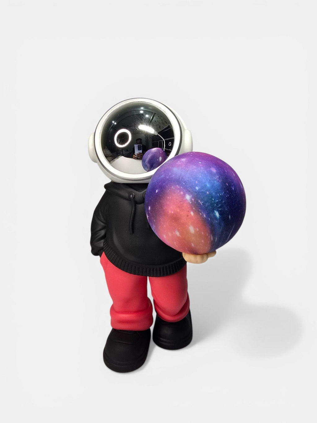 Sun Mun Decors Atronaut Bluetooth Speaker | Grocsy