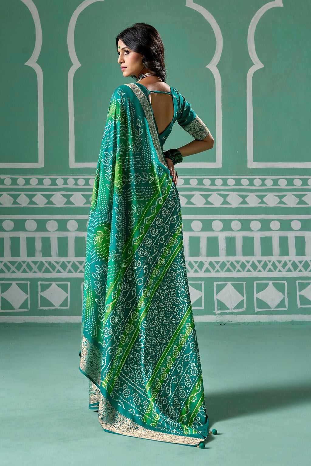 Joban Fashion Vicitra Silk Green Soft Fabric With Digital Print Saree | Grocsy