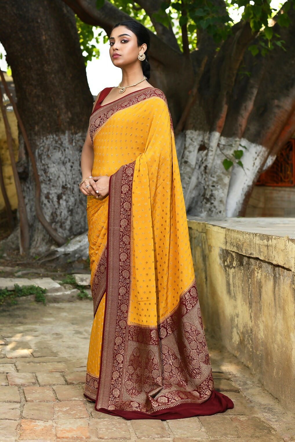 Joban Fashion Yellow Crepe Chiffon Pure Handloom Banarasi Silk Saree | Grocsy