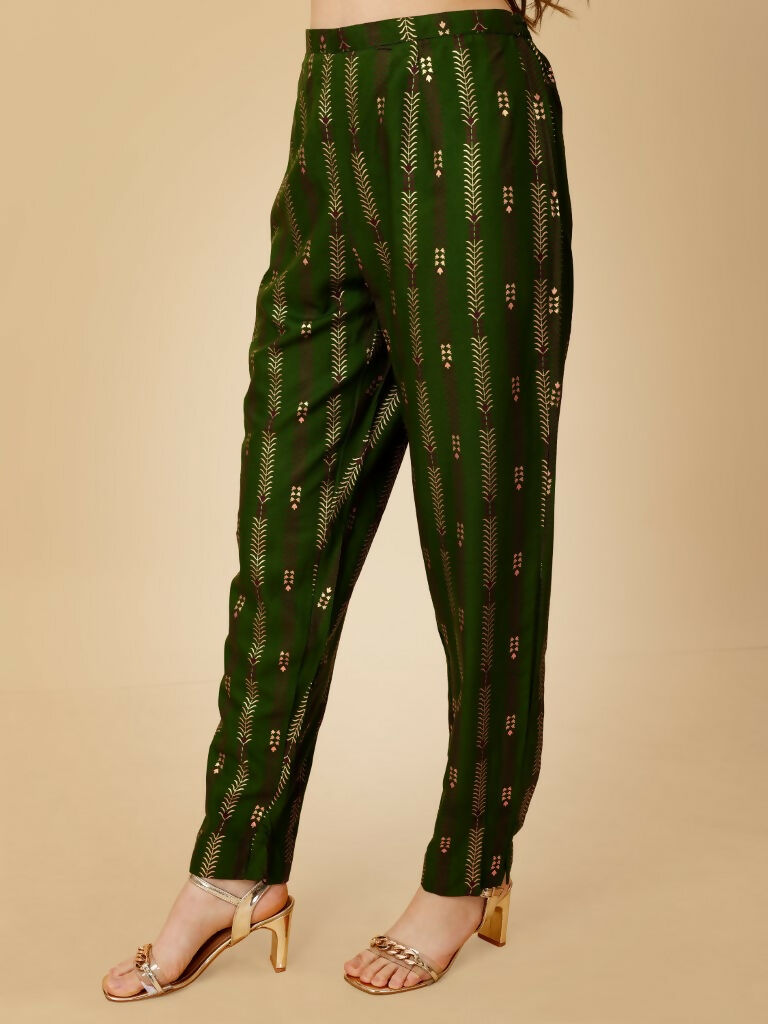Jyoti Fashion Women's Green Viscose Rayon Embroidered Kurta Pant Set | Grocsy