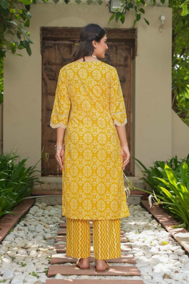 Aramya Straight Soft Cotton Geometric Print Women's Kurta - Yellow | Grocsy