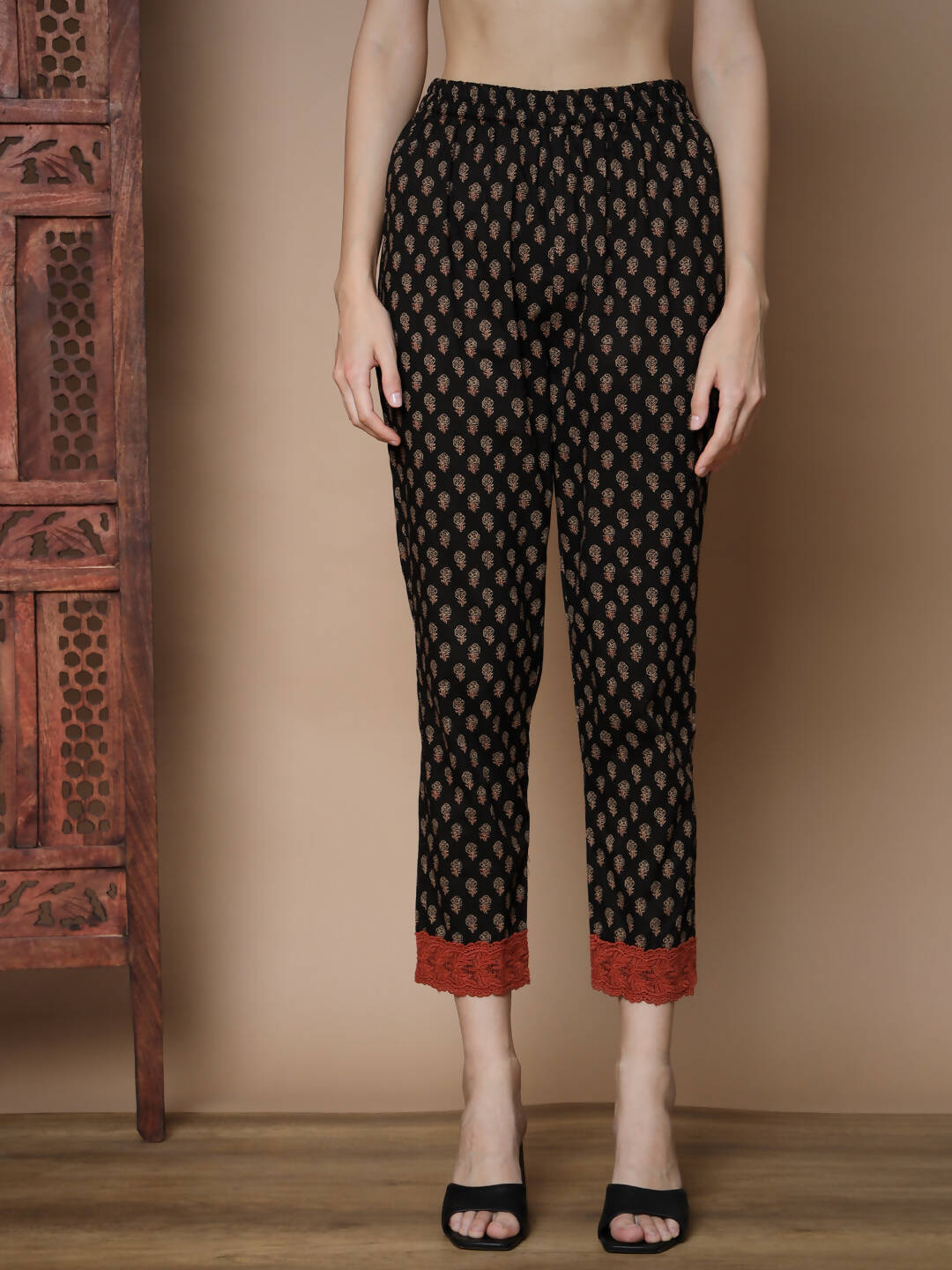 Myshka Women's Muli A-Line Kurta & Trousers With Dupatta | Grocsy