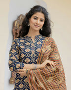 Kaajh Women's Blue Cotton Printed Kurta Pant Set With Dupatta | Grocsy