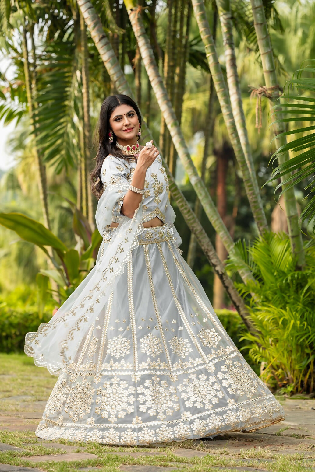 Eilara Glamorous Women'S Grey Zari With Paper Mirror Embroidered Net Fabric Lehenga Choli | Grocsy