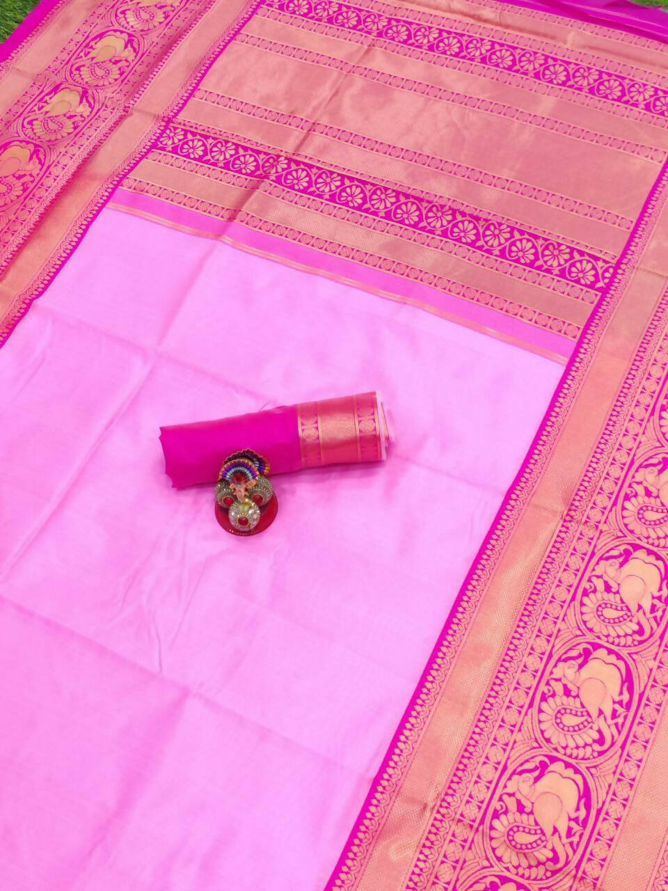 DEIANA'S Beautiful Designer Golden zari Soft Lichi Silk Saree - Baby pink | Grocsy
