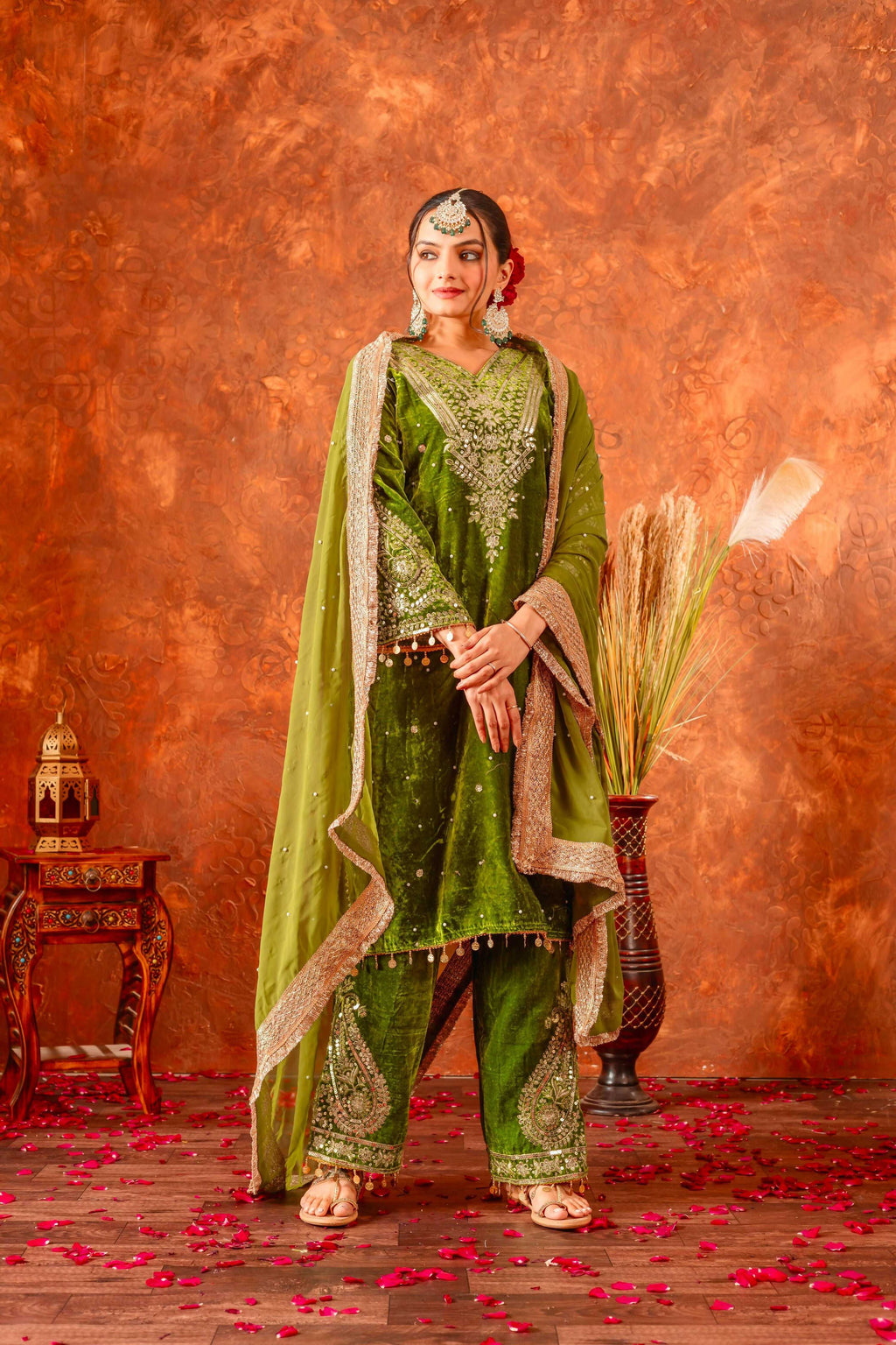 Joban Fashion Olive Green Velvet Embroidery Kurta Set | Grocsy