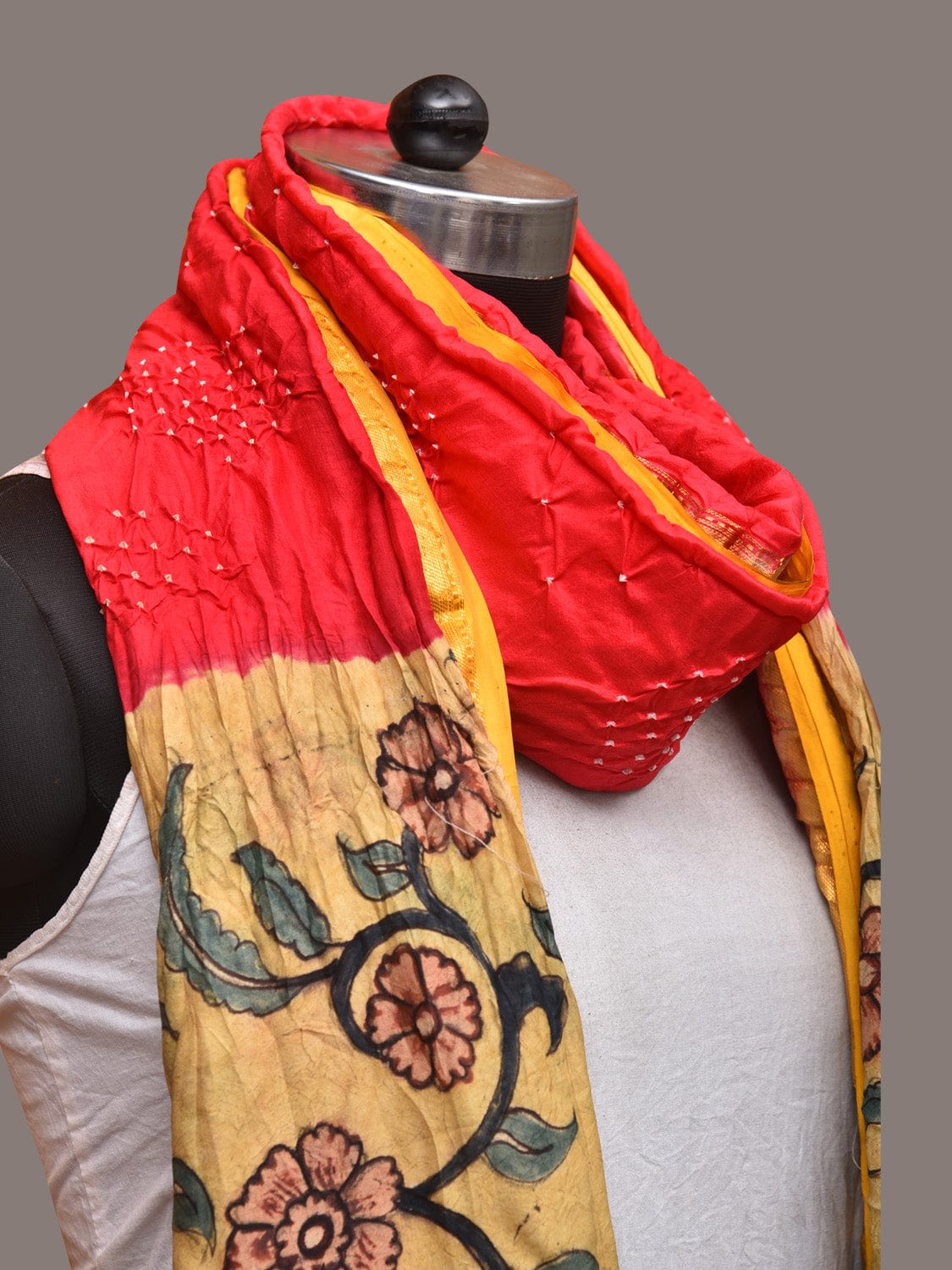 Red and Yellow Bandhani Kanchipuram Silk Handloom Dupatta with Kalamkari Design - Global Threads | Grocsy