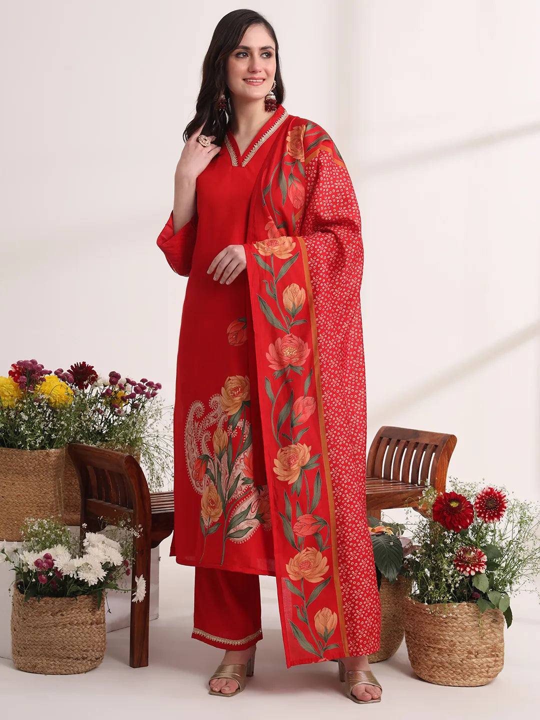 Yufta Red Floral Lace Work Straight Kurta And Trouser With Dupatta Set | Grocsy