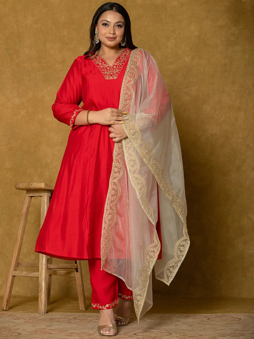 Yufta Red Silk Embroidered Plus Size Kurta Dupatta Set | Grocsy