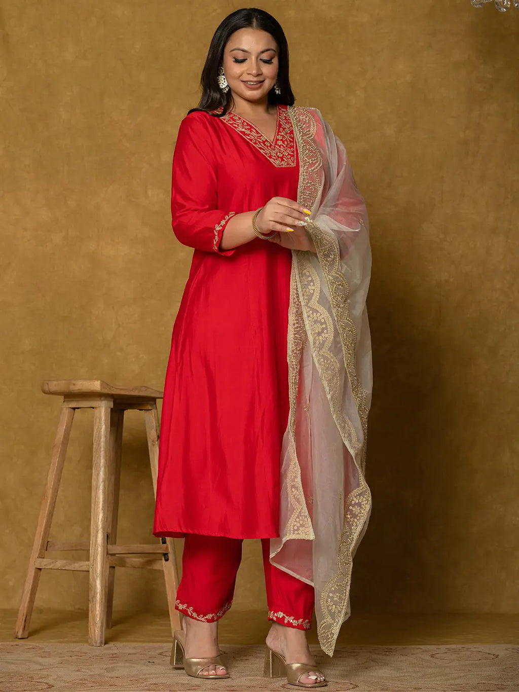 Yufta Red Silk Embroidered Plus Size Kurta Dupatta Set | Grocsy