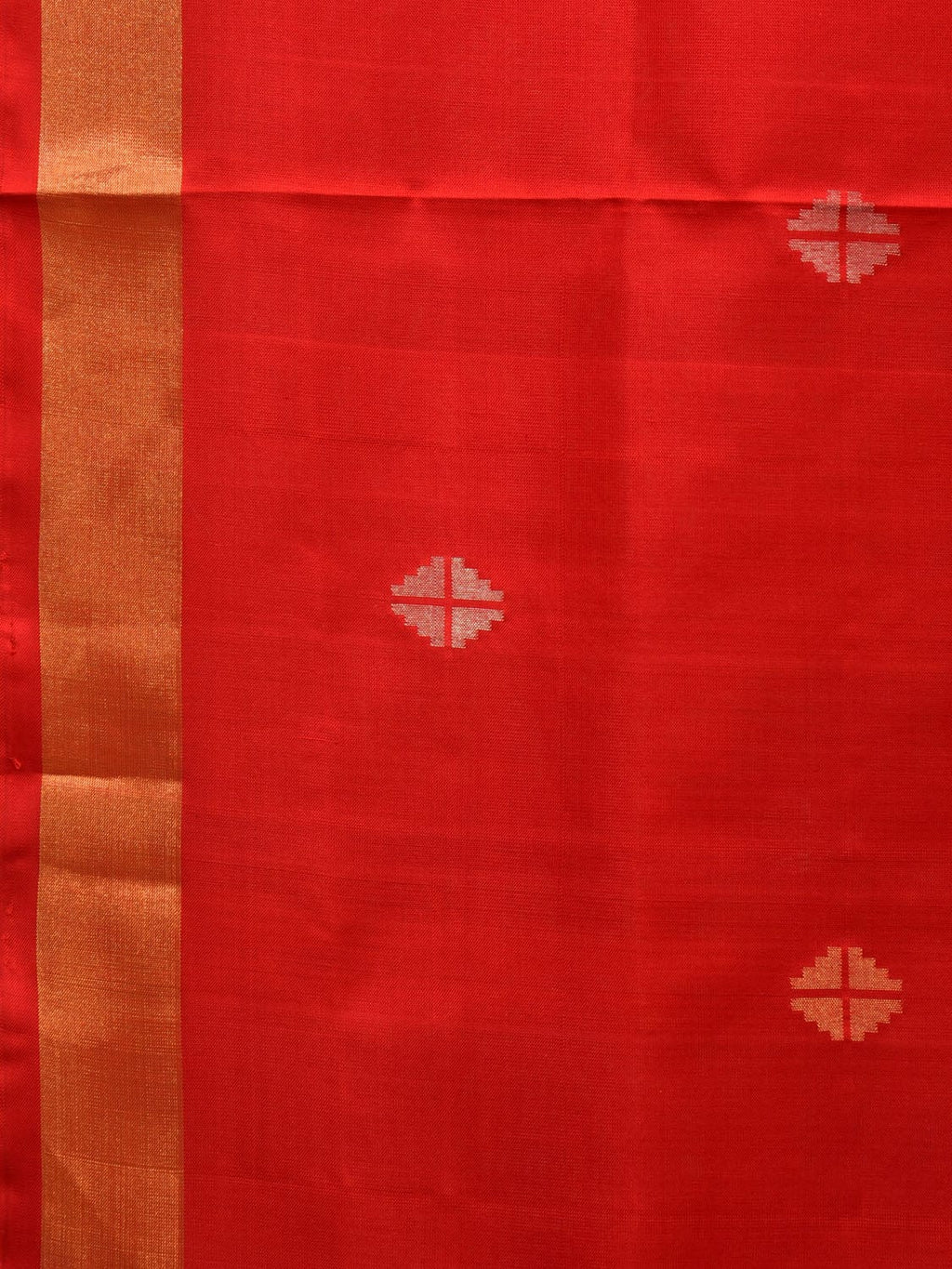 Red Uppada Silk Handloom Saree with Mango Pallu Design - Global Threads | Grocsy