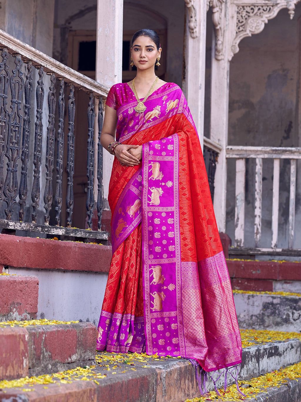 Anaita Red Soft Silk Woven Saree With Blouse | Grocsy