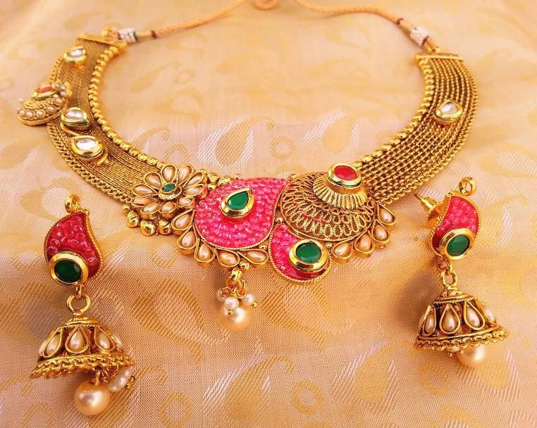 Multicolor Antique Pink And Green Necklace Set | Grocsy