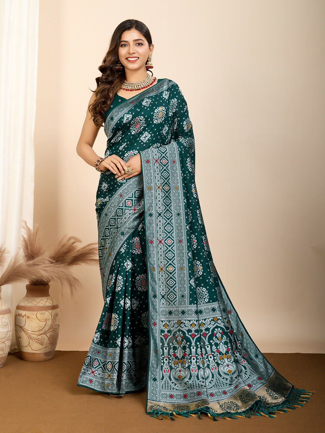 Green Soft Silk Woven Meenakari Designer Saree - Vedanti | Grocsy
