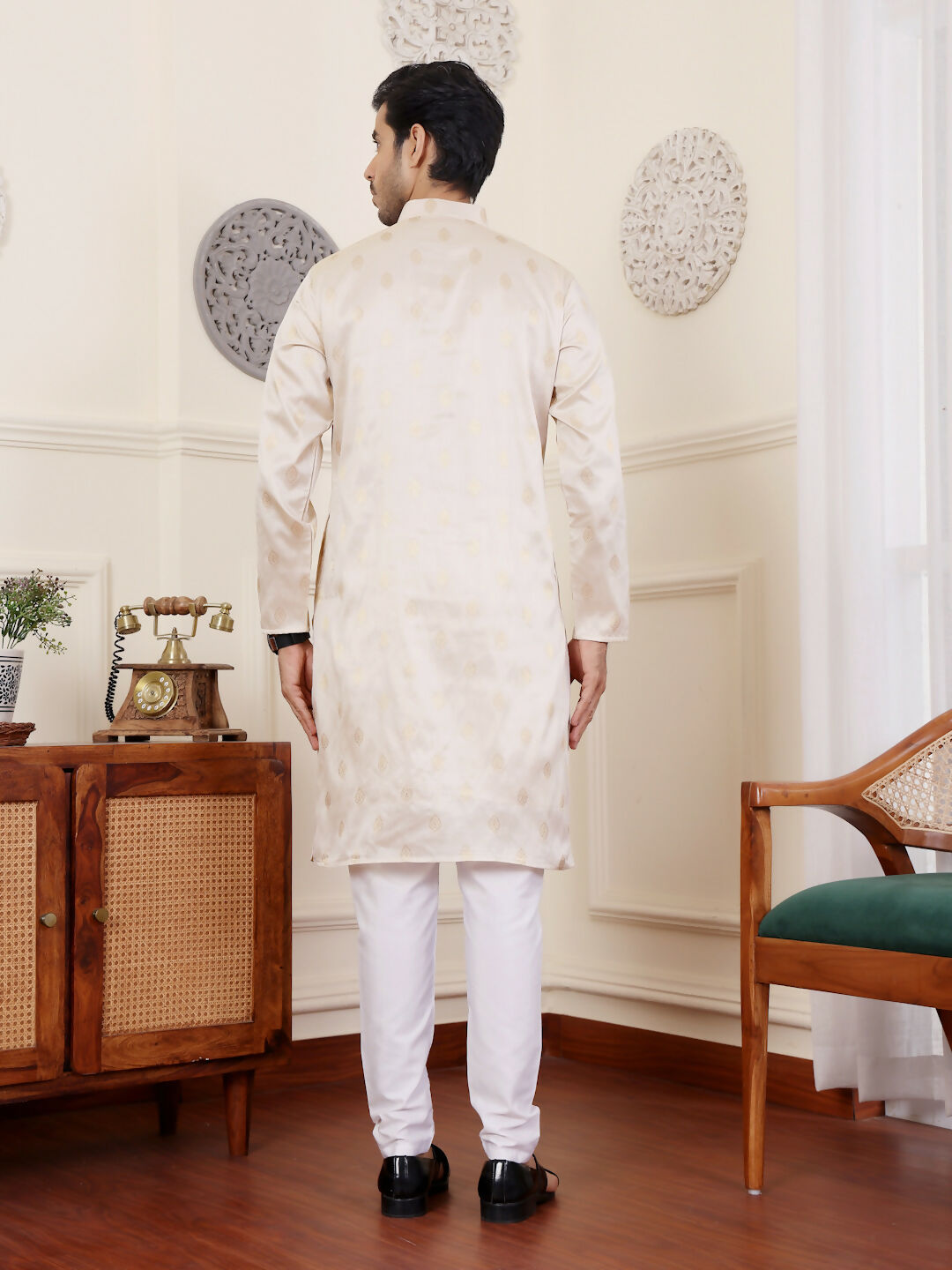 Off white Viscose Woven Jacquard Work Men's Rajwadi Kurta Set - Mahotsav | Grocsy