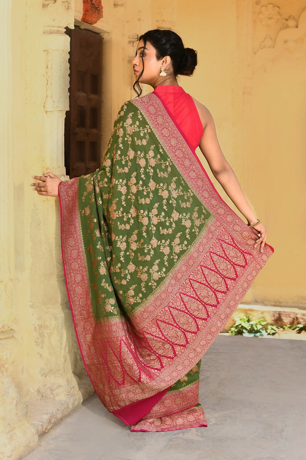 Joban Fashion Green Crepe Chiffon Pure Handloom Banarasi Silk Saree | Grocsy