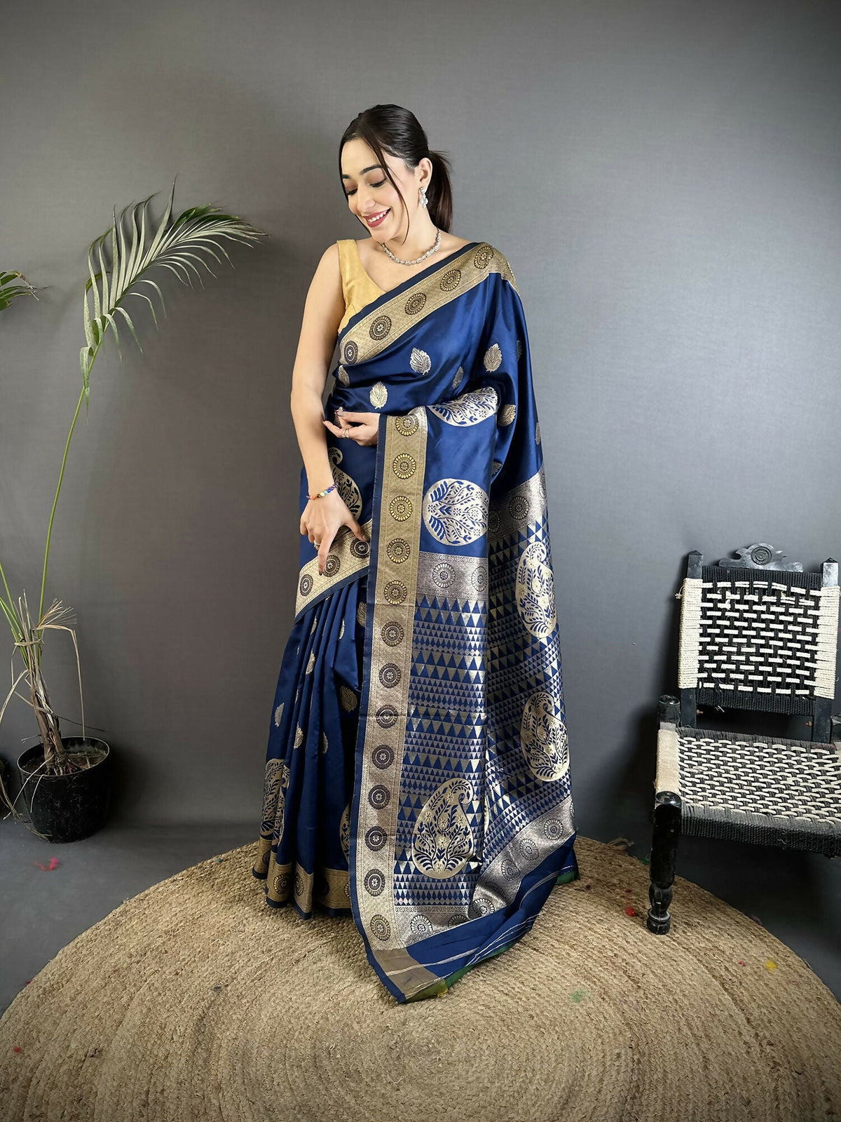 Joban Fashion Navy Blue Paisley Soft Silk Banarasi Saree | Grocsy