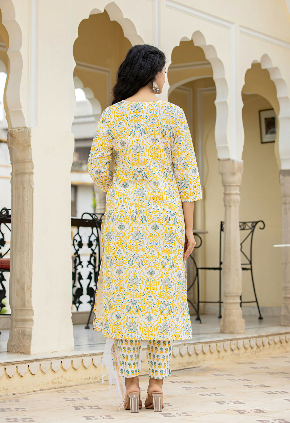 Kaajh Women's Yellow Hand Block Print Suit Set | Grocsy